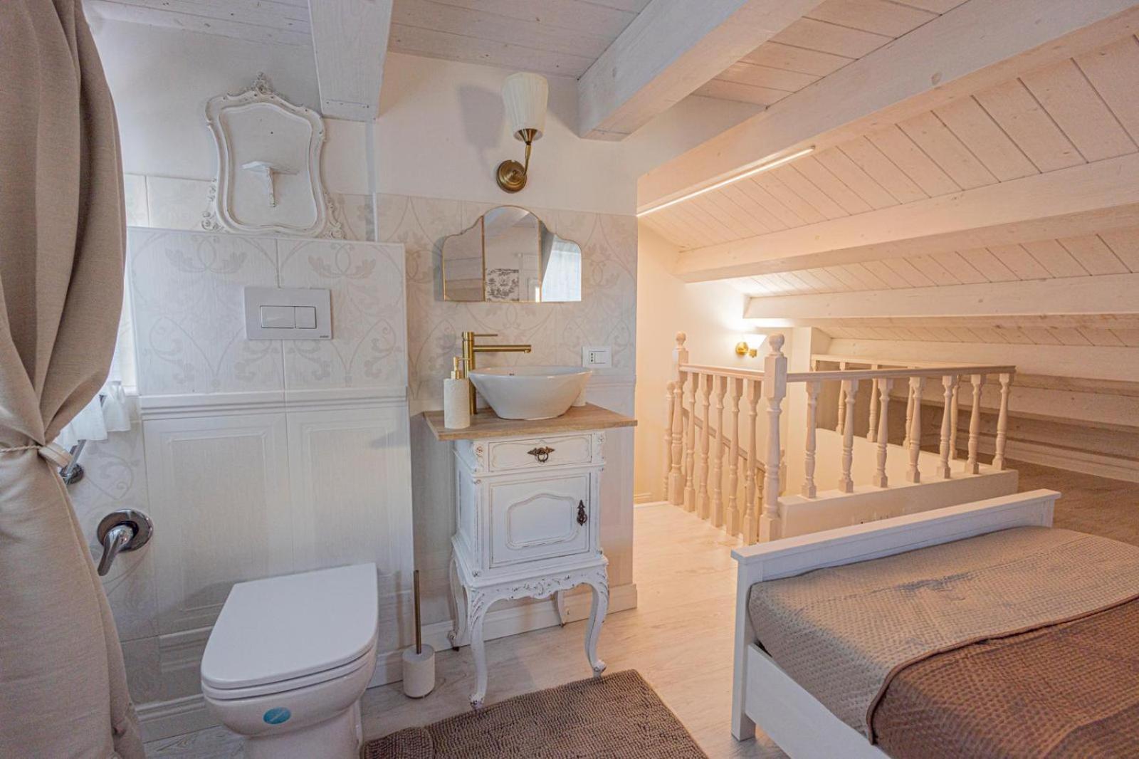 Sant'andreas House 04 *